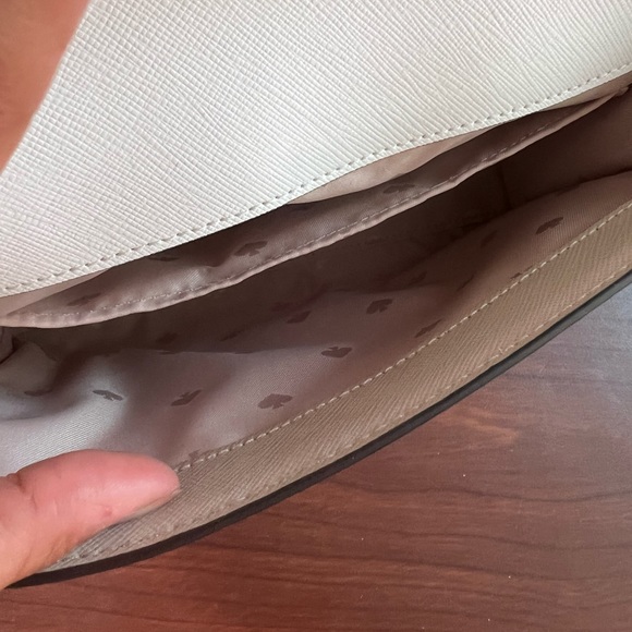 Colorblock Purse 🤍 - Picture 3 of 3